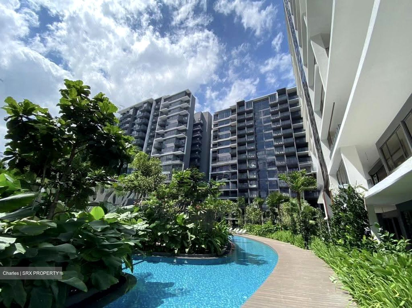 Grandeur Park Residences (D16), Condominium #623101001